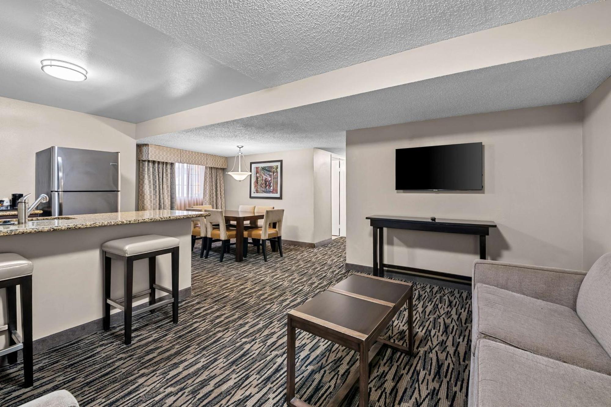 Best Western Los Alamitos Inn & Suites Dış mekan fotoğraf